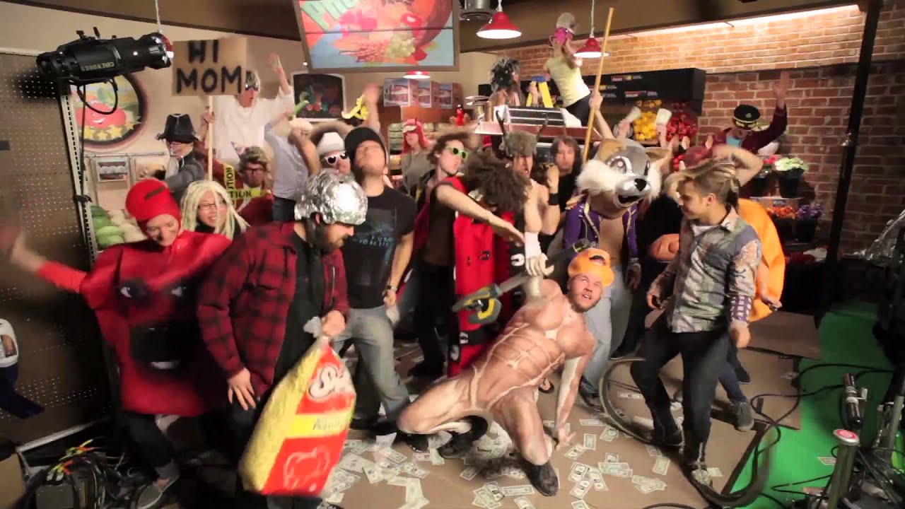 Harlem Shake (Annoying Orange TV Crew style) w/ Toby Turner!