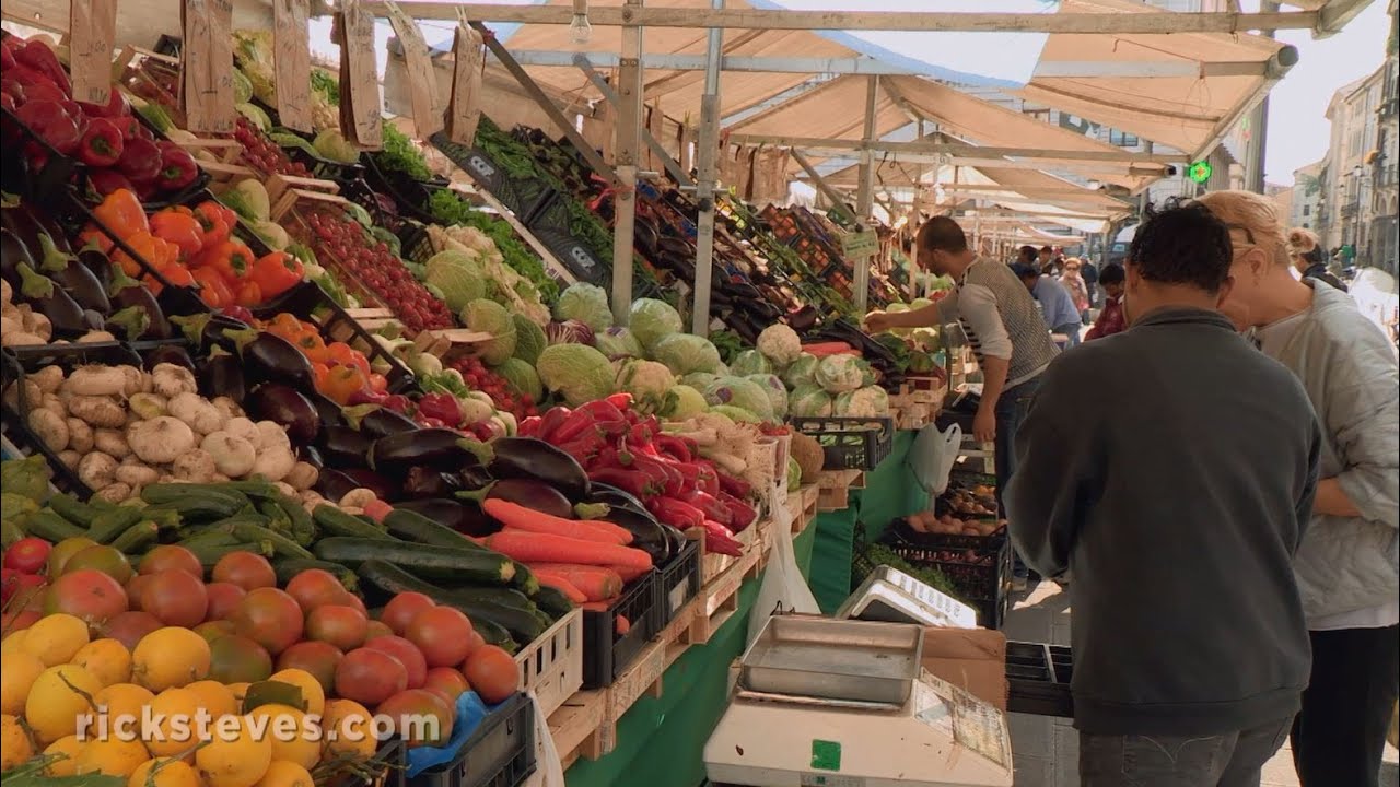 Padova, Italy: Markets and Aperitivo