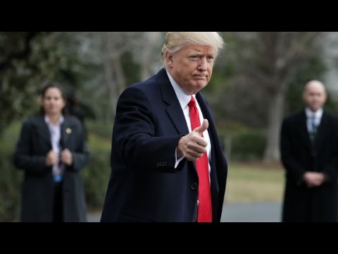 Columnist questions Stelter’s Trump coverage