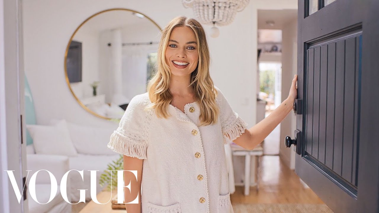 73 Questions With Margot Robbie | Vogue