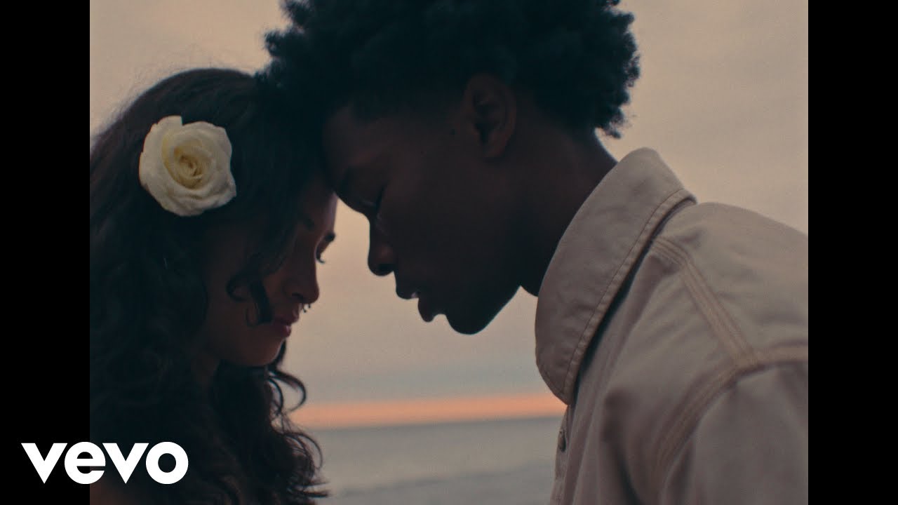 d4vd – Here With Me [Official Music Video]