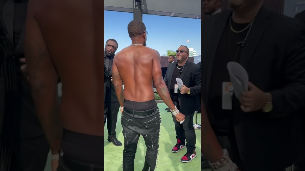 Safaree Steps Out Shirtless To Attend The #hiphopawards23 #loveandhiphop