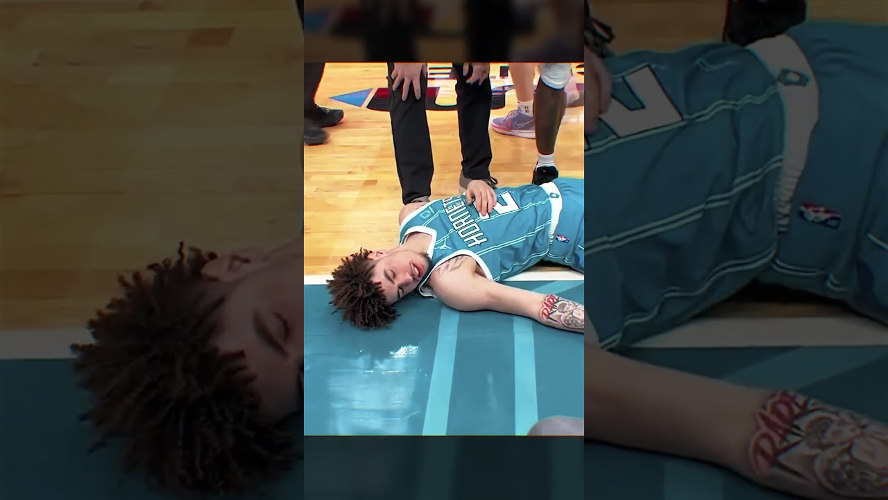 LaMelo fooling around 💀