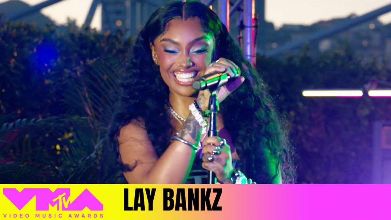 Lay Bankz Gives a Fresh Spin to Teddy Swims’s “Lose Control” | MTV Live: VMA Countdown