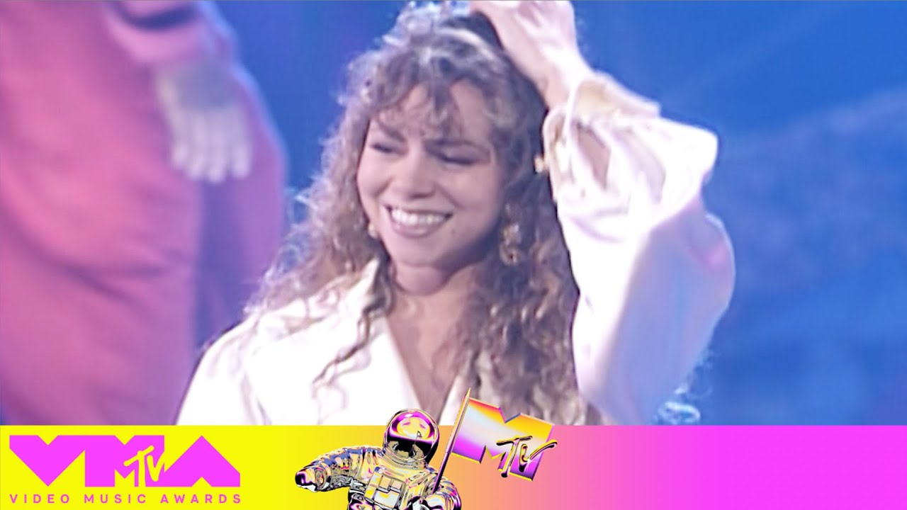 Mariah Carey Performs “Emotions” | 1991 VMAs