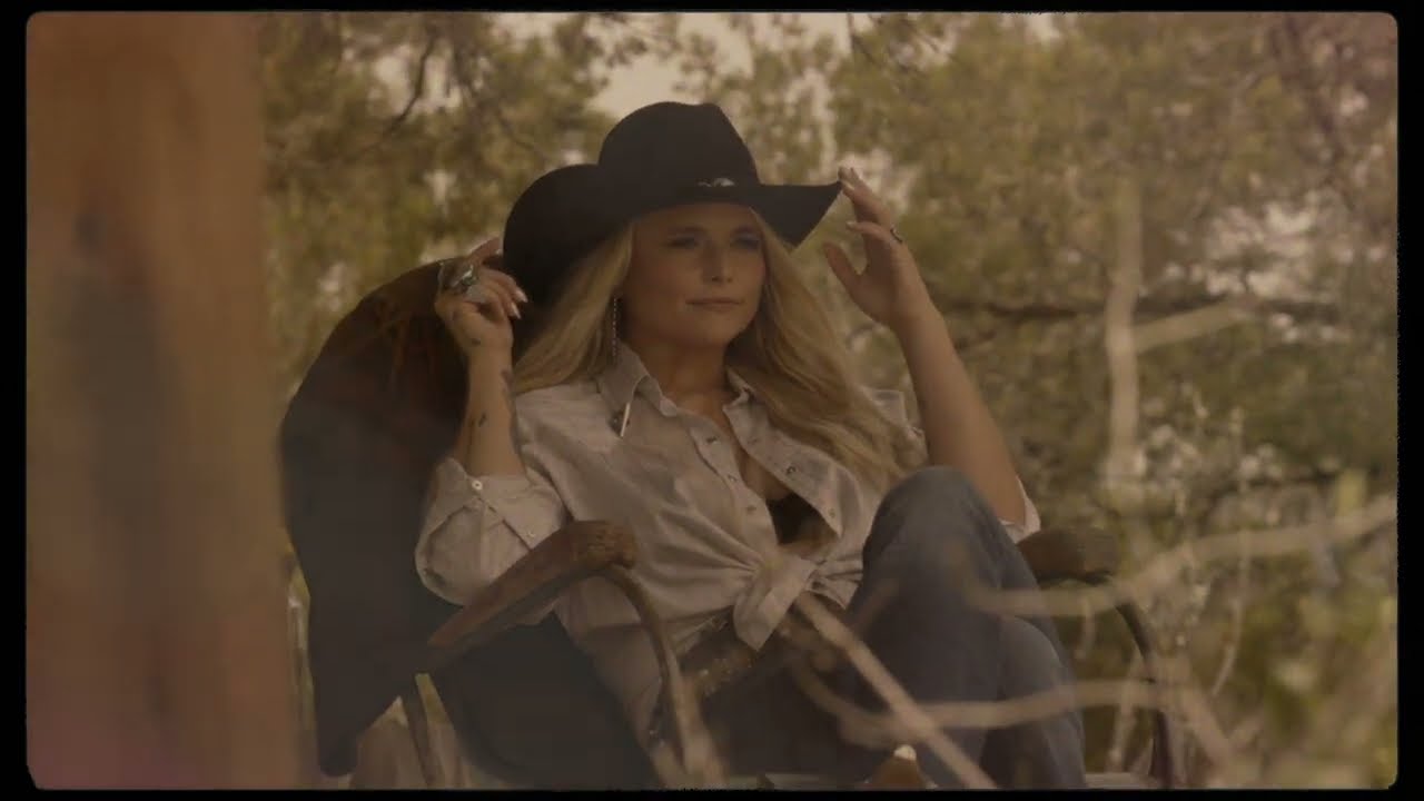 Miranda Lambert – Santa Fe feat. Parker McCollum (Official Video)