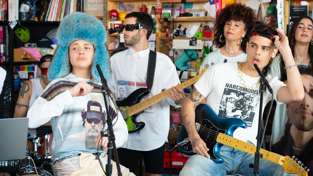 Ca7riel & Paco Amoroso: Tiny Desk Concert