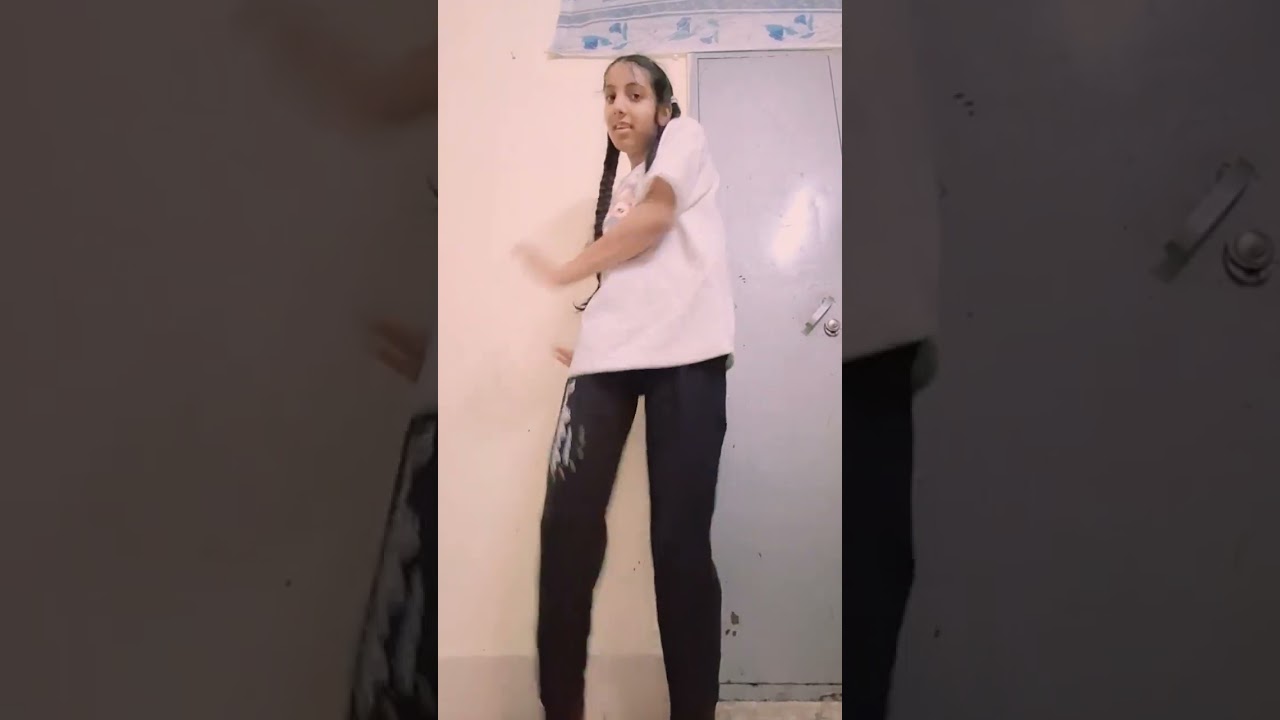 Shaky Shaky!🎀🌸 #youtubeshorts #dance #viralvideo #shortvideo #trending #song