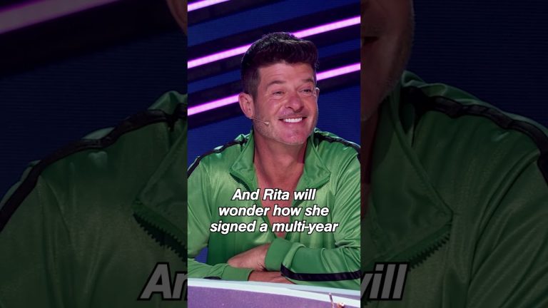 the panelists get FLAMED 😂🔥 #themaskedsinger