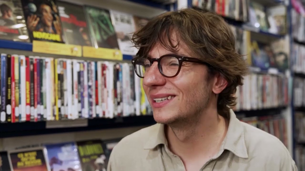 Paris DVD rental store takes last stand against streaming giants | REUTERS