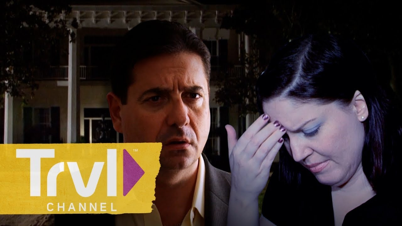 Powerful Entity SUFFOCATES Amy! | The Dead Files | Travel Channel