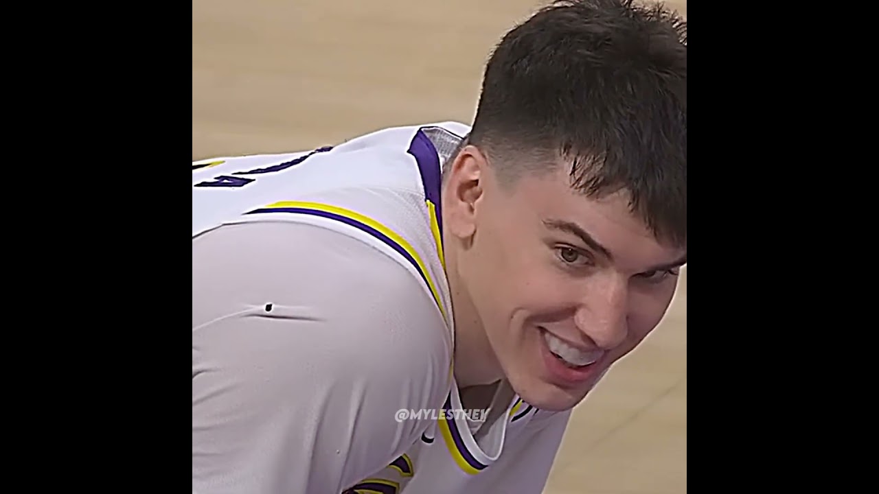 Are the refs CHEATING?!😭🙏#nba #sports #edit #edits #fyp #shorts #youtubeshorts