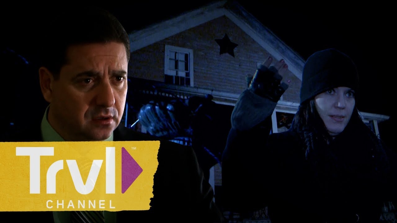 This Entity is Trying to Take Control of Amy! | The Dead Files | Travel Channel