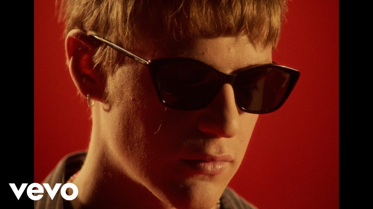 Malcolm Todd – I Saw Your Face (Official Video)