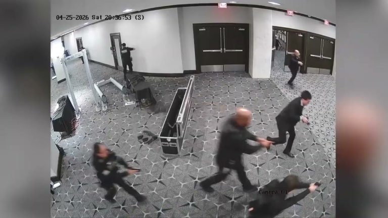 New video of armed suspect opening fire at White House press dinner