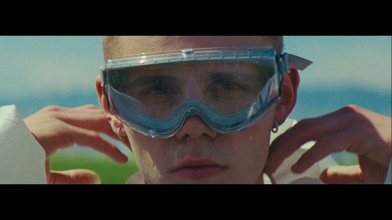 The Kid LAROI – PIECES (Official Video)