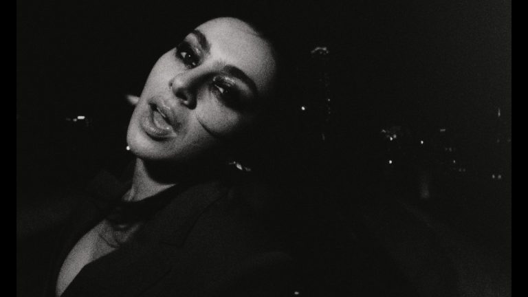 Charli xcx – Rock Music (Official Video)