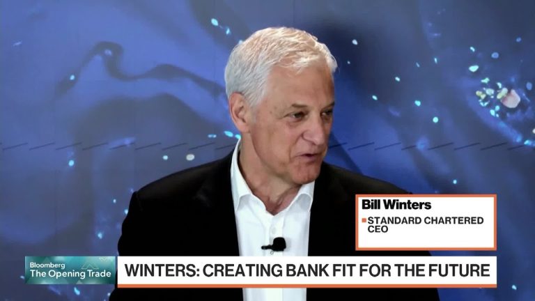StanChart CEO Says AI Could Replace ‘Lower-Value Human Capital’