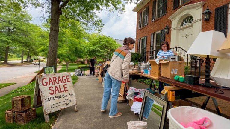 Endless Deals, GARAGE SALE BLISS!!!!