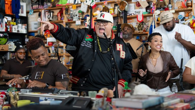 Fred Hammond: Tiny Desk Concert