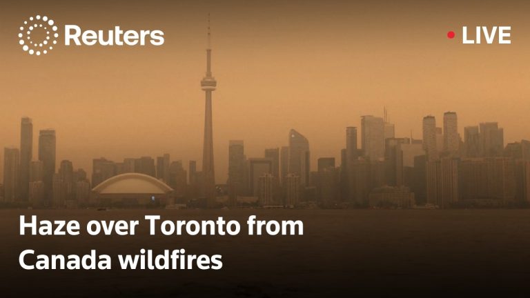 LIVE: Haze over Toronto from Canada wildfires
