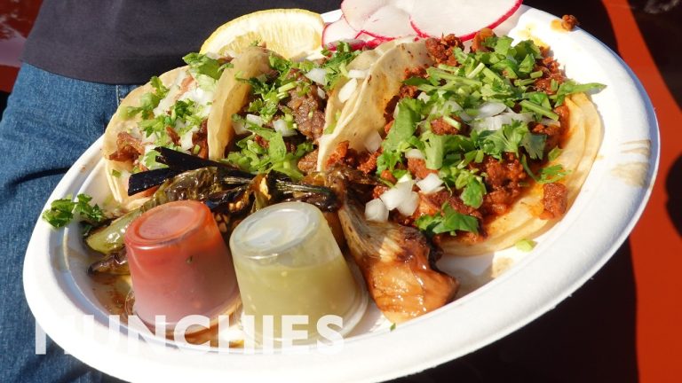 Legendary Tacos & Chilaquiles From The Back Of A Liquor Store? – Ventura Taco Tour