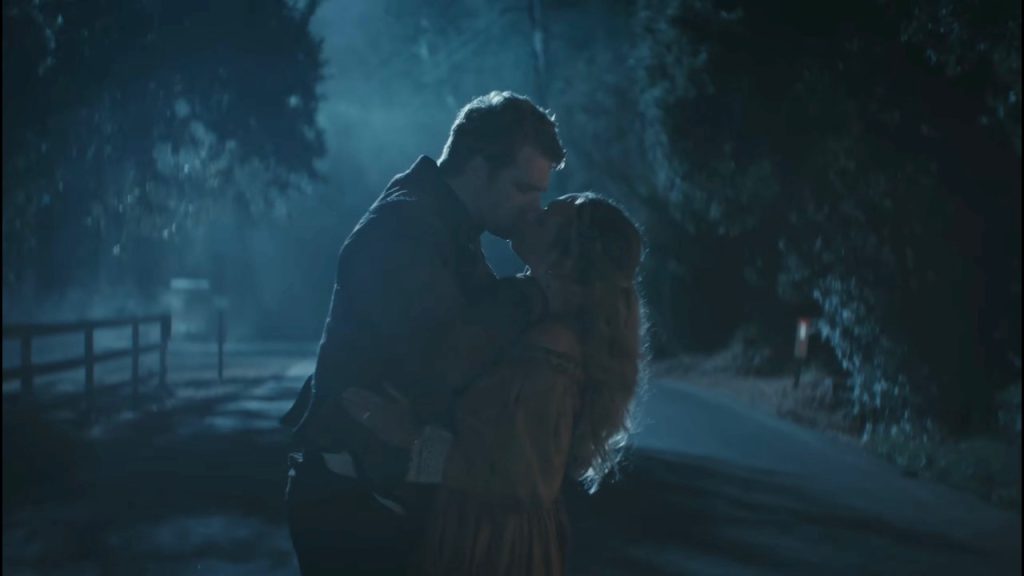 Alex Warren – RESCUER (Official Video)