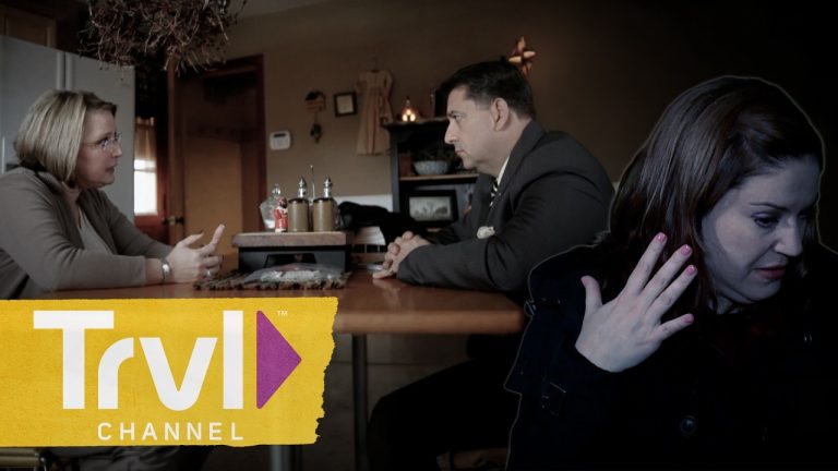 Steve Heard Her Story… Then Amy Confirmed Their Worst Fear | The Dead Files | Travel Channel