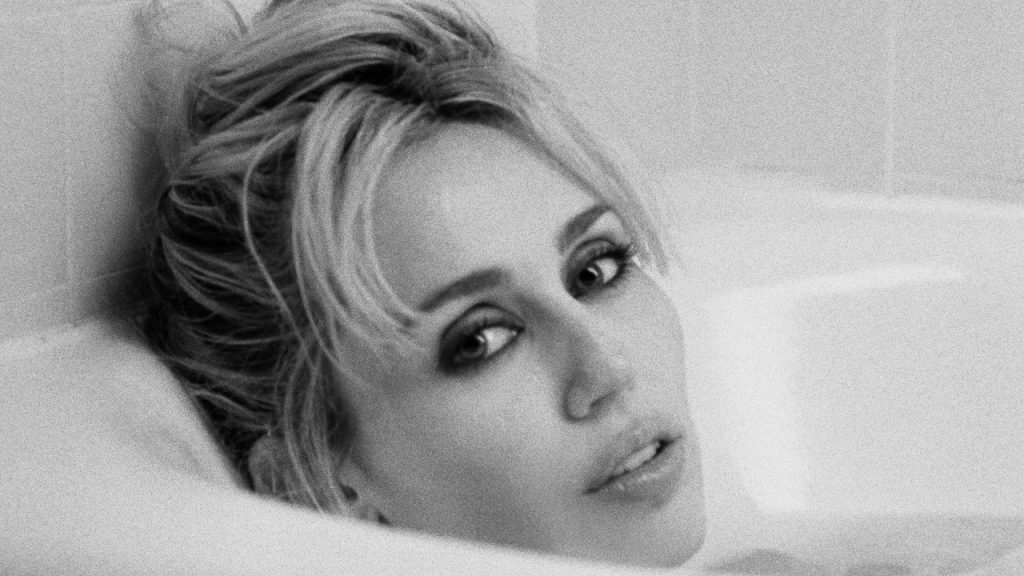MILEY – Let’s Get Married (Official Video)