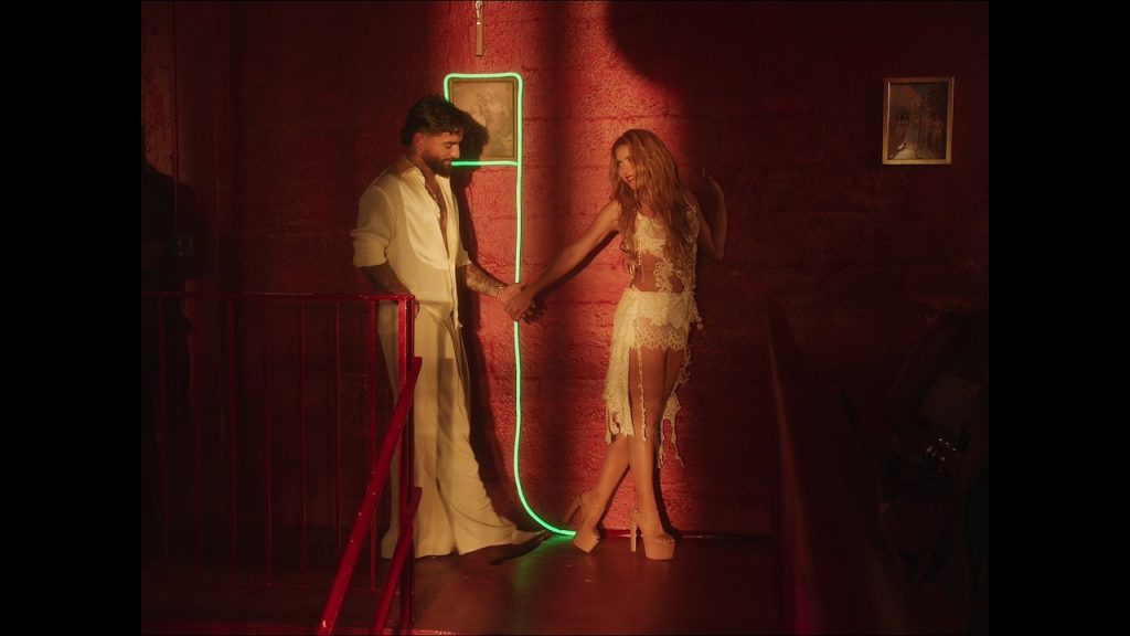 Maluma & Shakira – AGUA (Official Video)