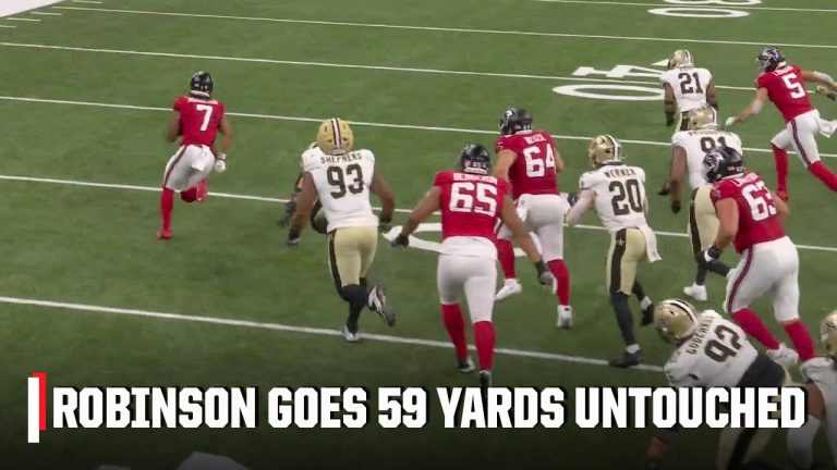 Bijan Robinson rushes 59 yards for Falcons TD early on MNF | NFL on ESPN