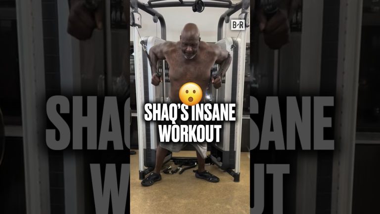 Shaq still looking like an absolute UNIT 😳